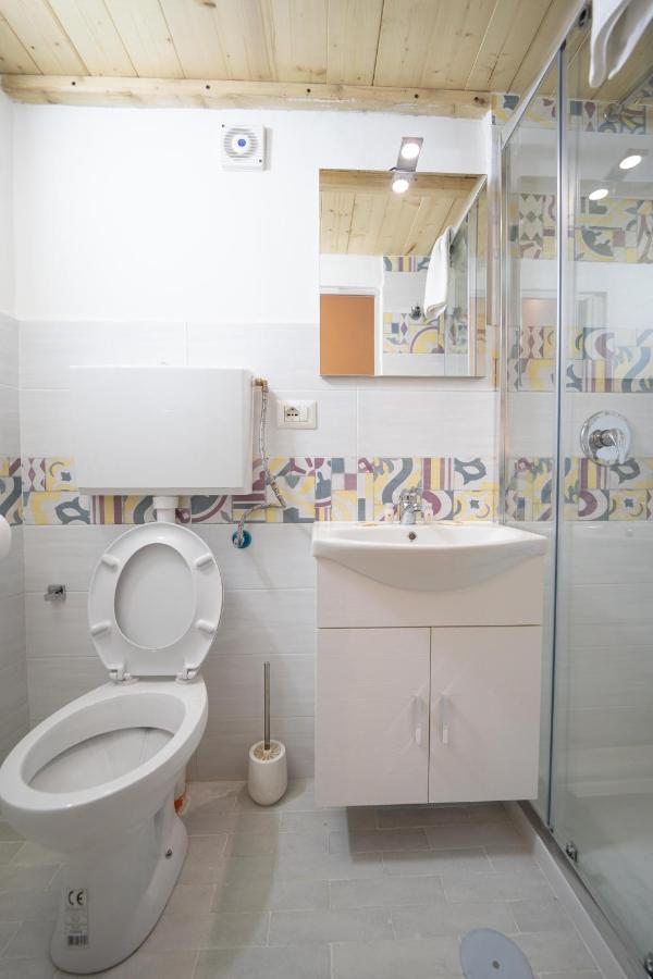 Cosmea By Dimorra Apartment เนเปิลส์ ภายนอก รูปภาพ