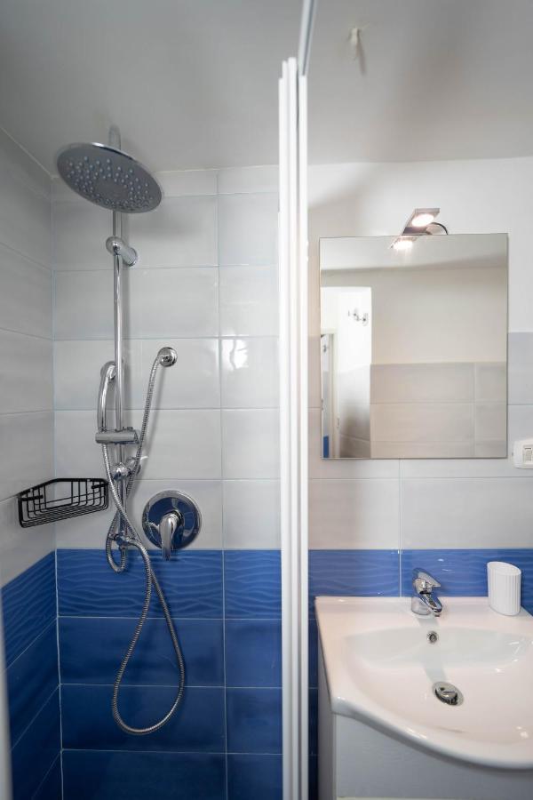 Cosmea By Dimorra Apartment เนเปิลส์ ภายนอก รูปภาพ